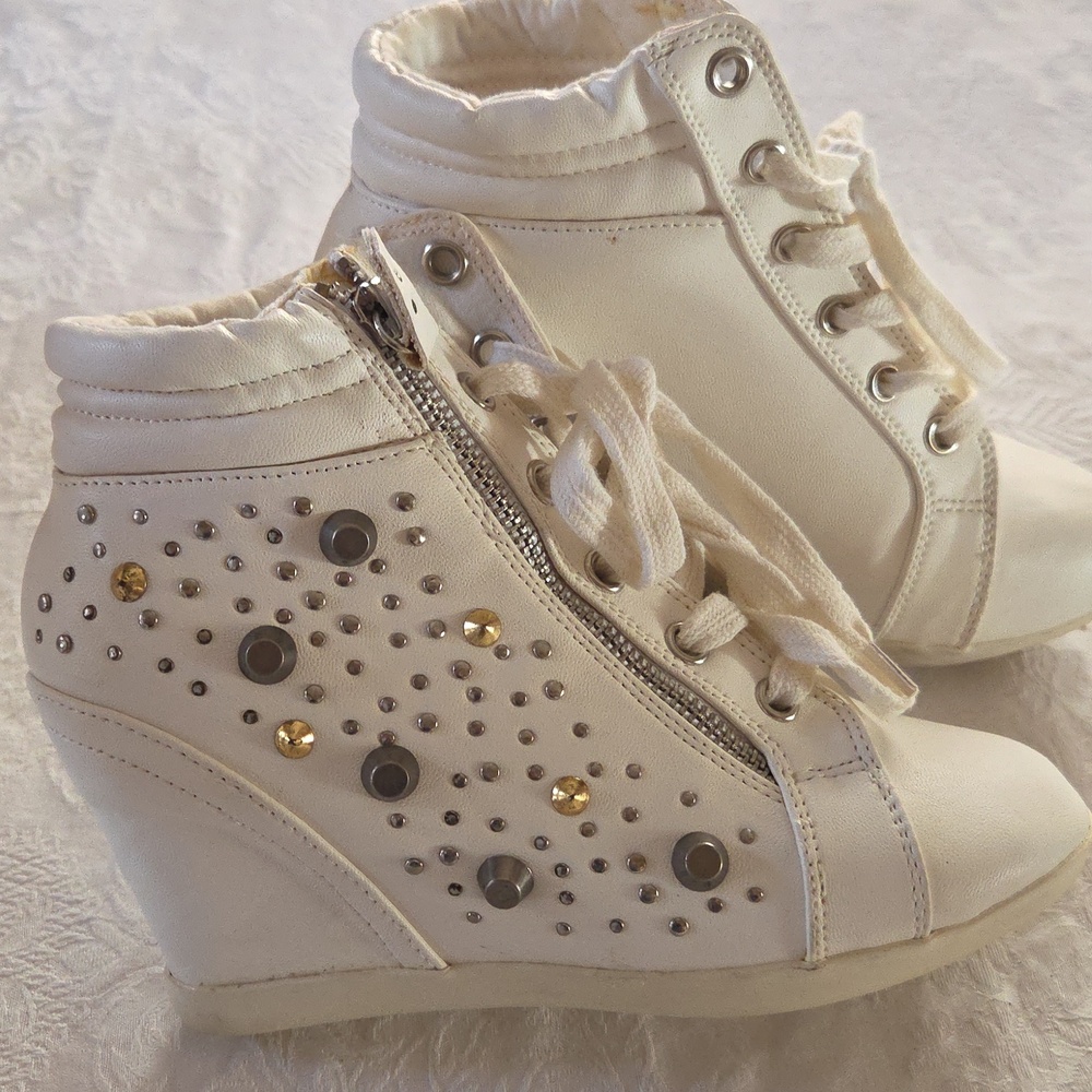 Platform Sneakers.  White Studded With 3" Heel.  Women's 7.5